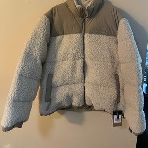 NWT The North Face Cream Sherpa Jacket